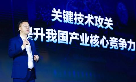 工業(yè)「向上」，百度智能云「向下」